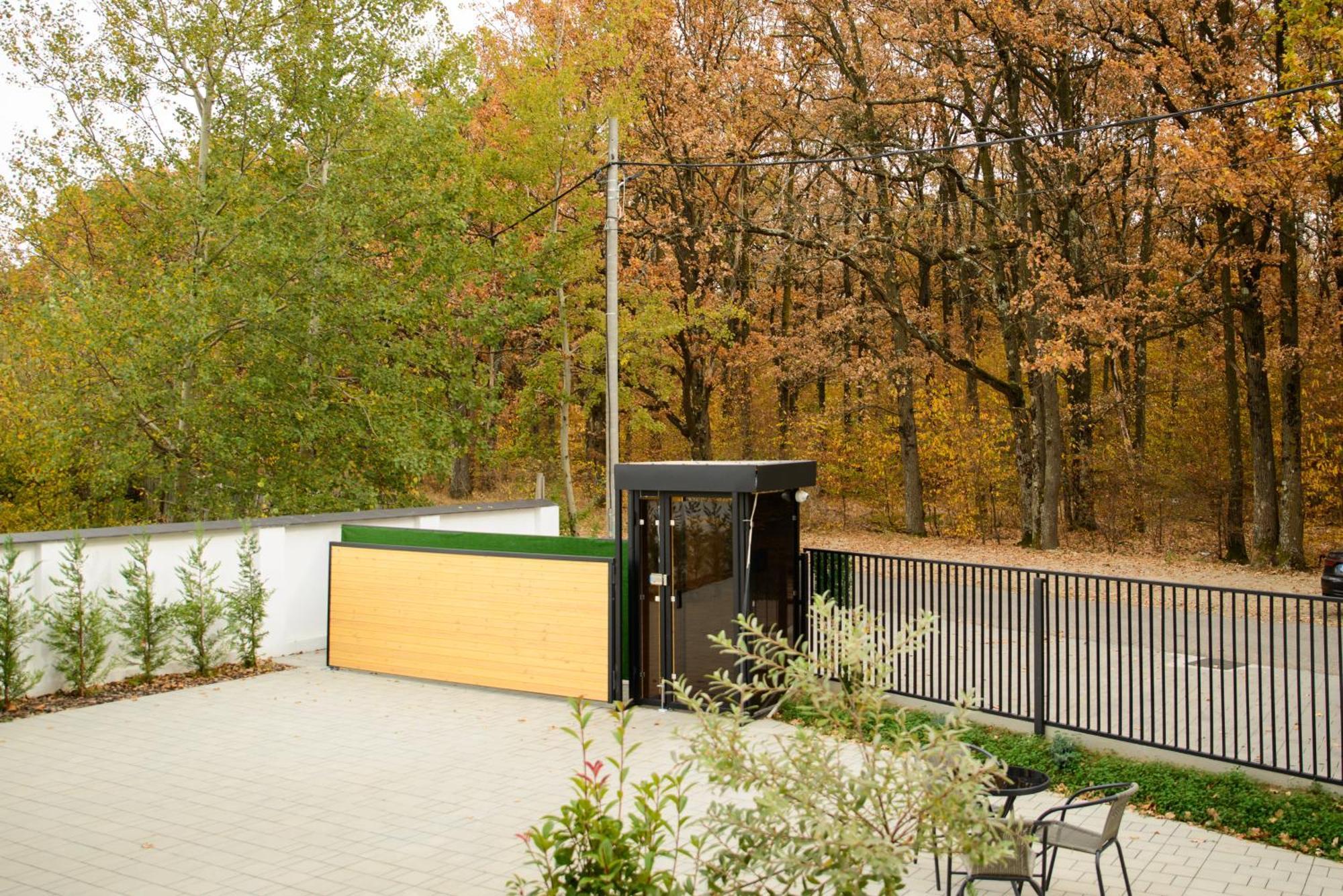 Forest Boutique Pitesti Exterior photo